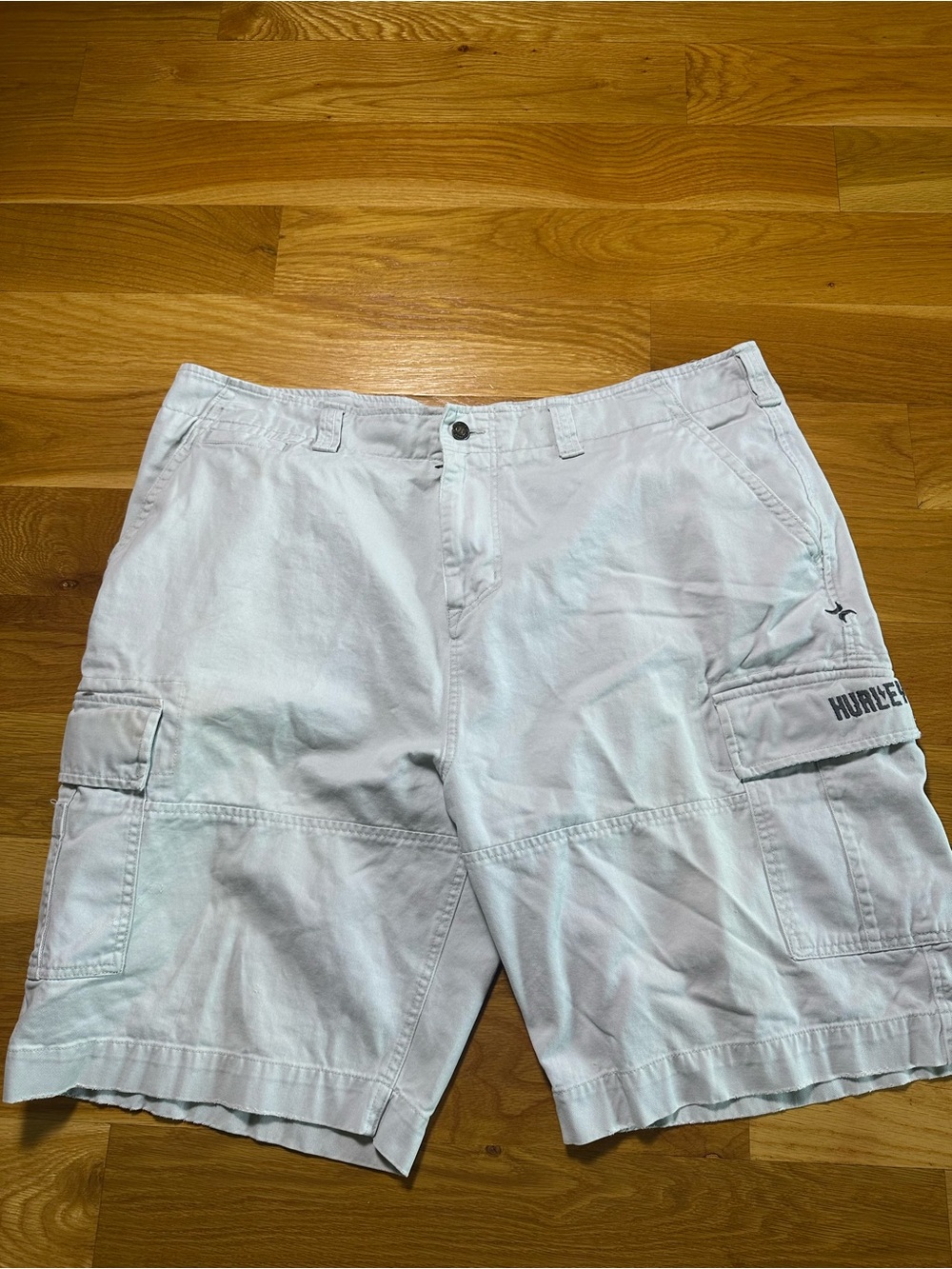 Hurley Men's White Cargo Shorts with Side Pockets